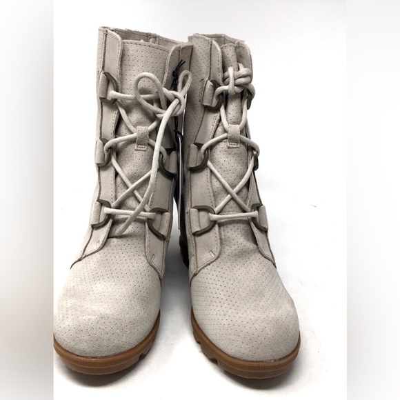🔴 SOLD Sorel Joan Of Arctic Wedge II Waterproof Suede Perforated Gray Boots 9M - Picture 3 of 11